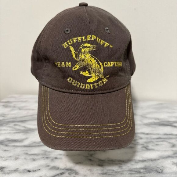 Brown Hufflepuff Quidditch Cap Harry Potter Universal studios unisex - Picture 1 of 10